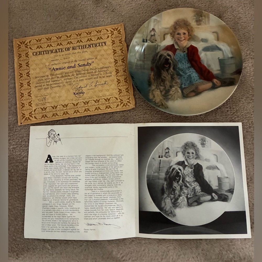 Annie plate w/box